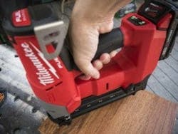 Milwaukee M18 18-gauge finish nailer use2 Milwaukee M18 18-gauge finish nailer use2