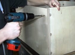 Screwing Into Dowel For Stronger Butt Joints Screwing Into Dowel For Stronger Butt Joints